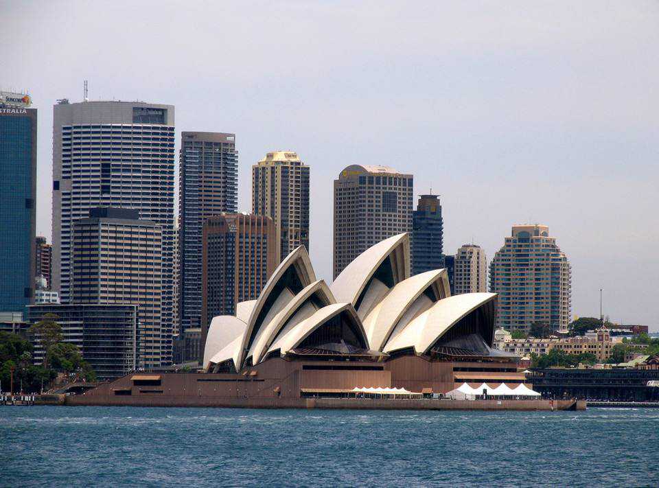 移民美国的有多少人【美国海关近期抽查趋于严格，会被问及房产】