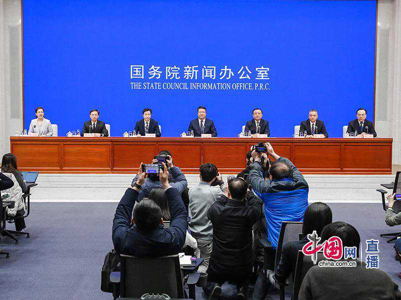 有多少钱才能移民新西兰{新西兰留学签证中国申请人多：获永居比例高}