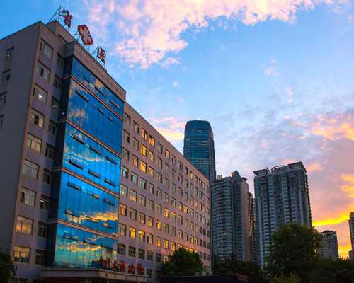 重庆包成功代生价格 重庆试管婴儿医院费用大概要多少钱? ‘唐筛数据看男女准