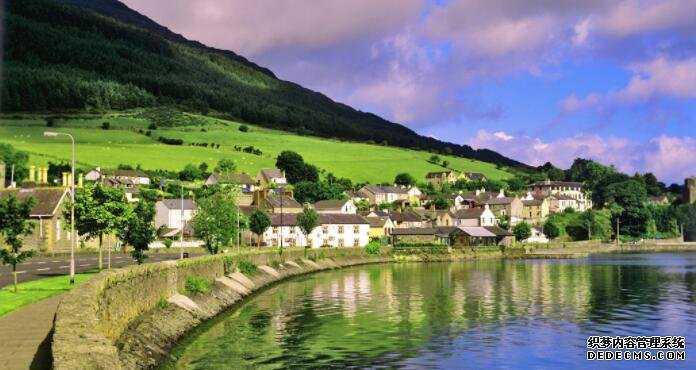 每年有多少内地人移民加拿大（多个国家禁止中国人入境，只有加拿大例外，还