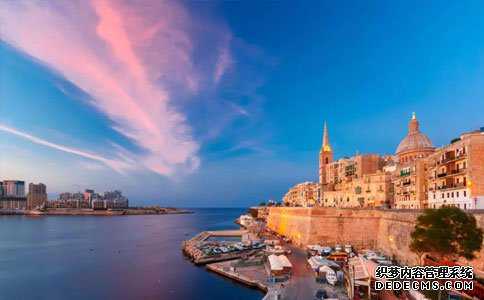 欧洲置业移民申请{欧洲议会敦促欧盟在2025年之前关闭黄金护照计划！}