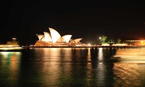 加拿大阿省移民登陆【加拿大精彩的国际飞行表演】